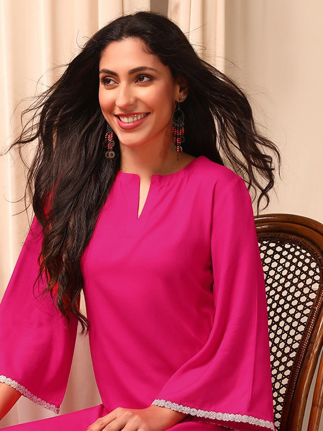 Magenta solid Kurta with Trousers