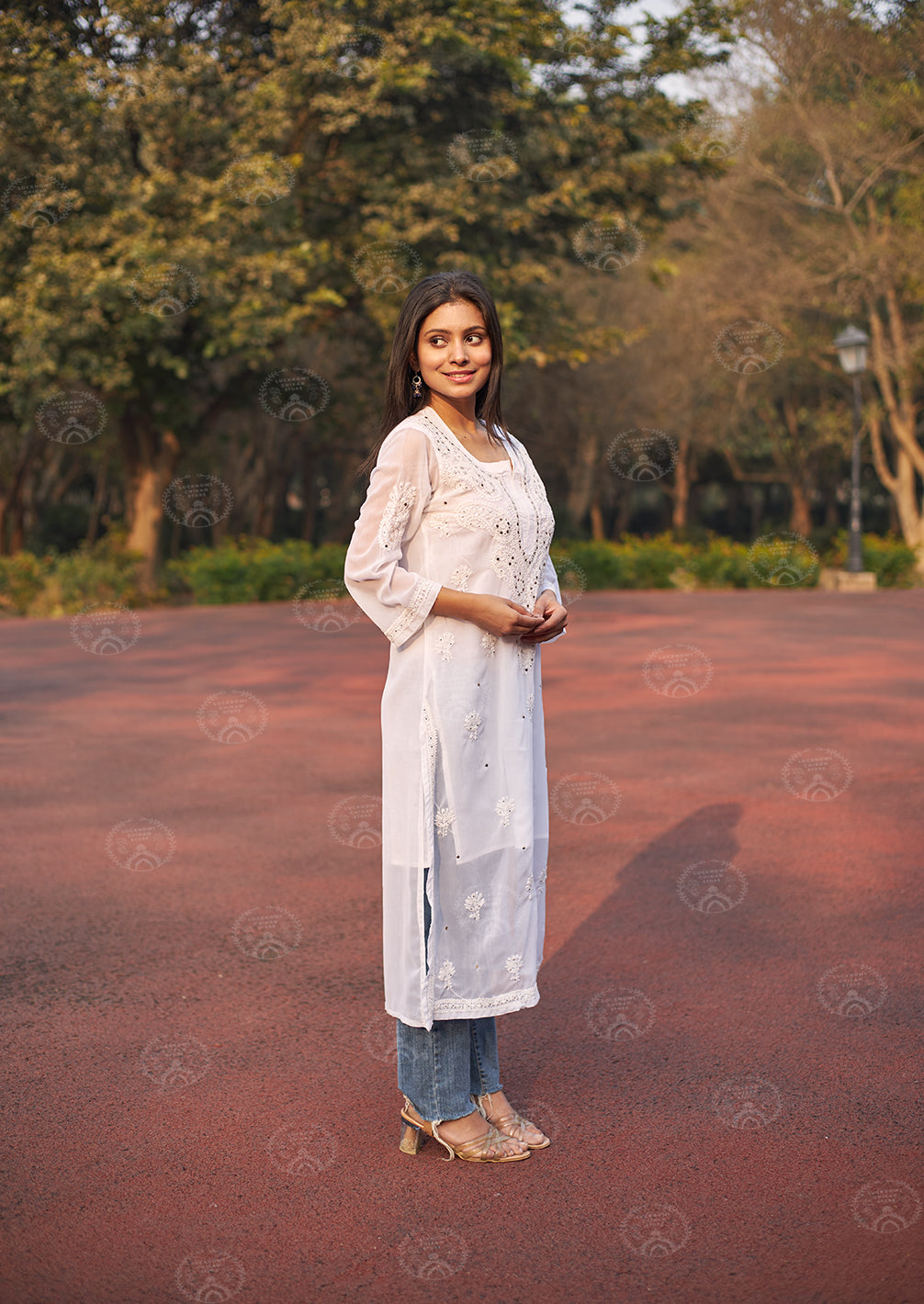 Siya Georgette Mukaish Kurta