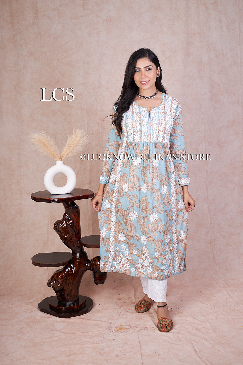 Rumi Nyra Cut Kurta